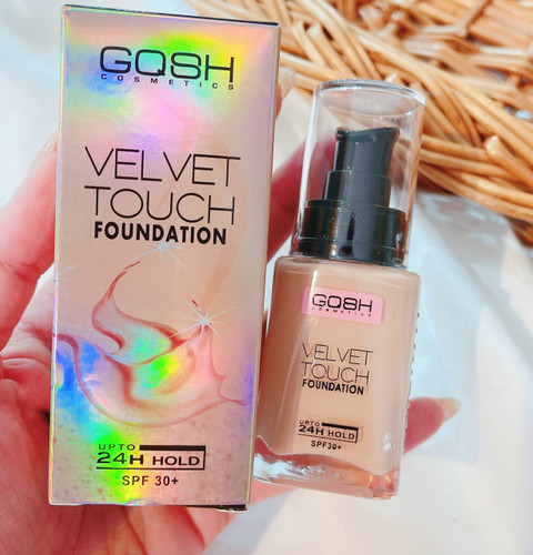 کرم پودر گاش VELVET TOUCH همراه با ضد آفتاب +spf 10